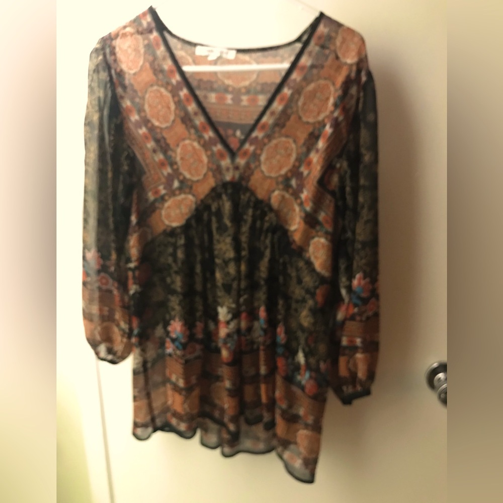 Lightweight 3/4 Sleeve Blouse